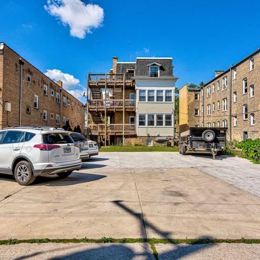 Parking in the back - 4253 N Kedvale Ave