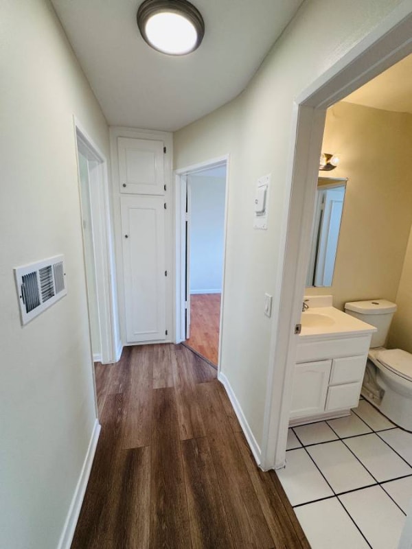 Building Photo - 407 N Avenue 50