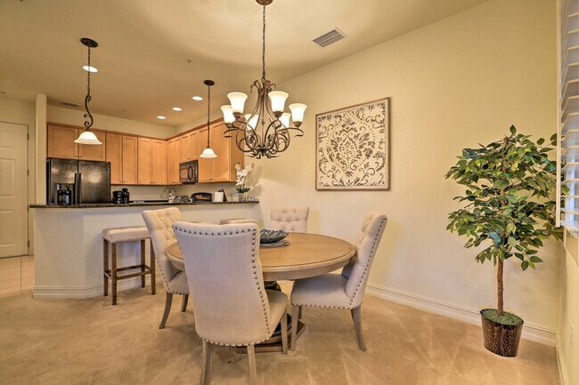 Foto del edificio - 9159 Delano St