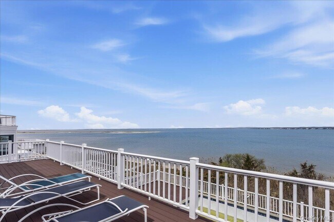 Foto del edificio - 672 Dune Rd