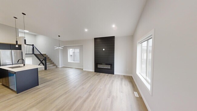 Building Photo - 13018-1106A 106A St