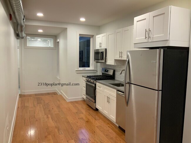 Foto del edificio - 2318 Poplar St