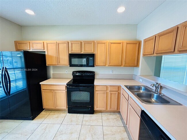 Building Photo - 4839 Palmbrooke Terrace