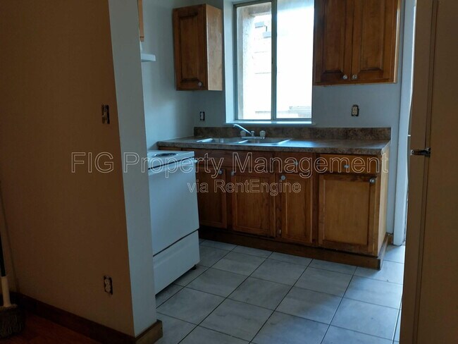 Foto del edificio - 427 W G St