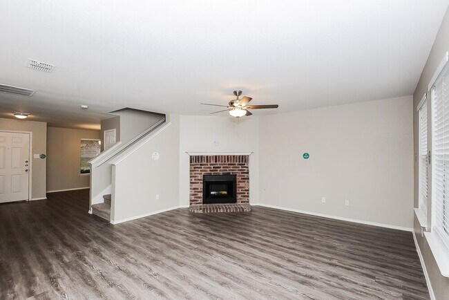 Foto del edificio - 2308 Overlook Ln