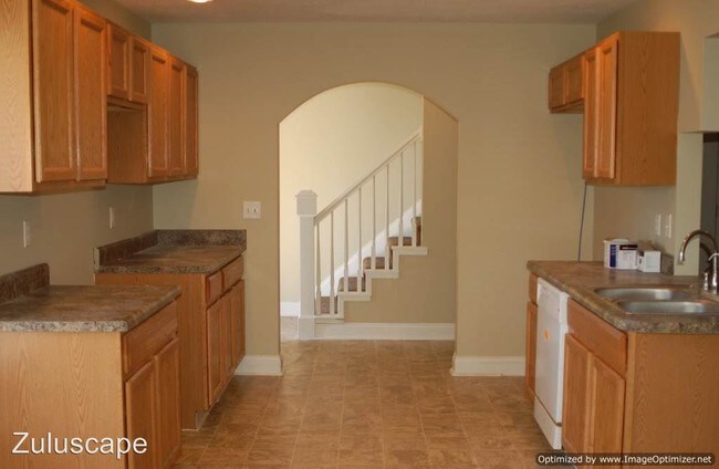 Building Photo - 4 br, 2 bath House - 5061 W. LeGrande Ave.