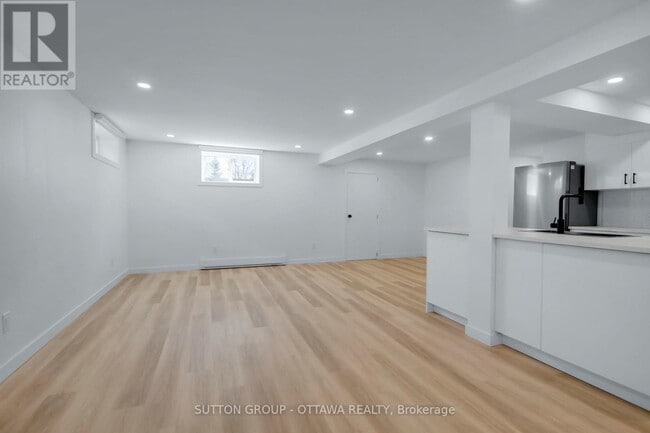 Building Photo - 839 Colson Ave