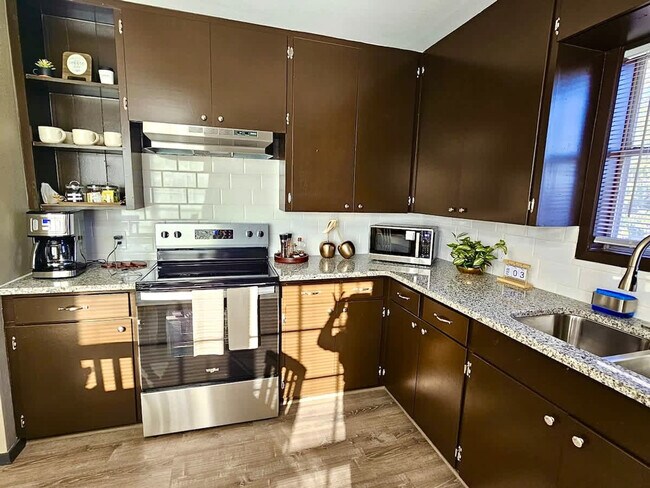 Foto del edificio - 131 Buck Ln
