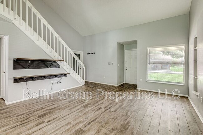 Building Photo - 1419 Persimmon Way
