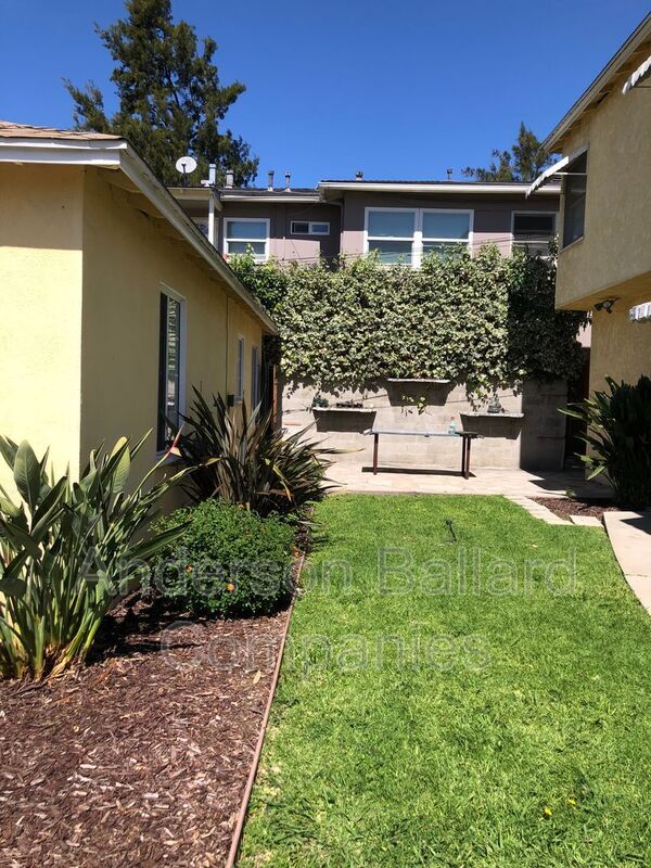 Building Photo - 6706 Pickering Ave