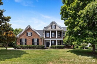 Building Photo - 1905 Silk Pond Dr