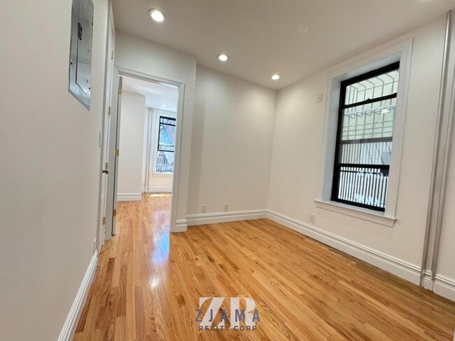 Building Photo - 2 bedroom in Brooklyn NY 11215