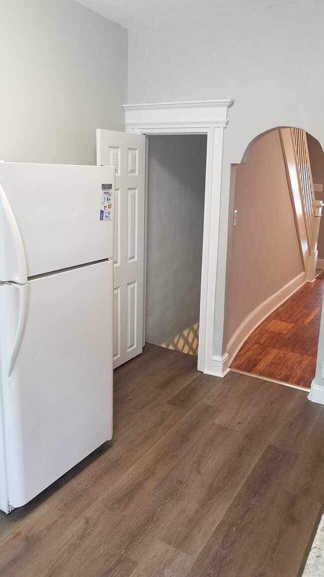 Kitchen leading to Basemnt Stairs - 1016 Princess Ave