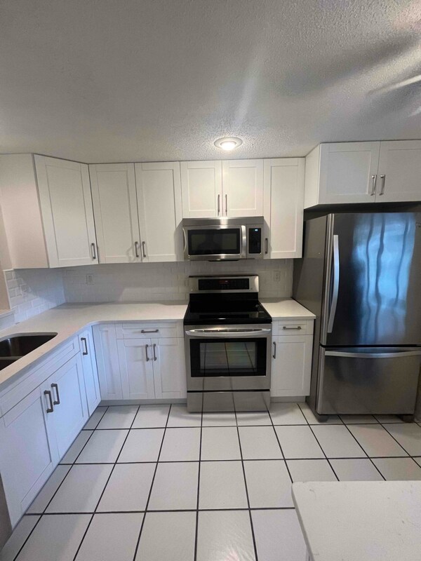 Foto del edificio - 202 Corkwood Ln