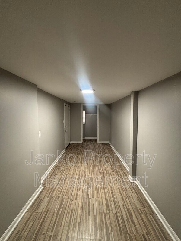 Building Photo - 5208 S Kenneth Ave