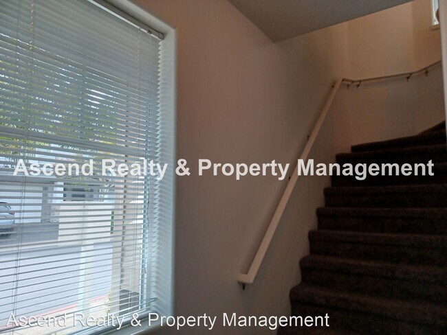 Foto del edificio - 2 br, 2 bath House - 15060 SW Mallard Dr #201