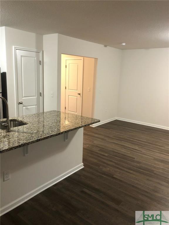 Building Photo - 110 Barfield Way
