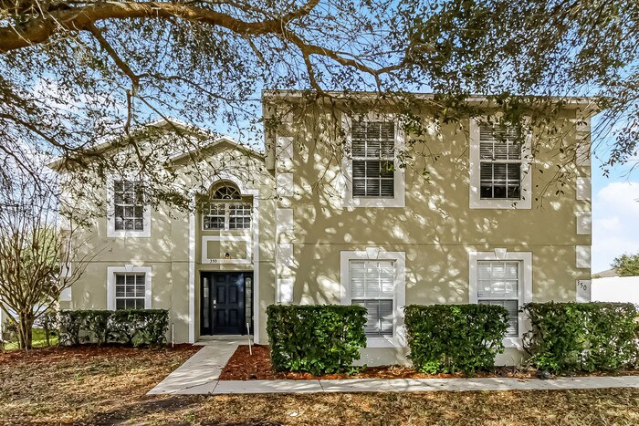 Foto principal - 350 Lake Shepard Dr