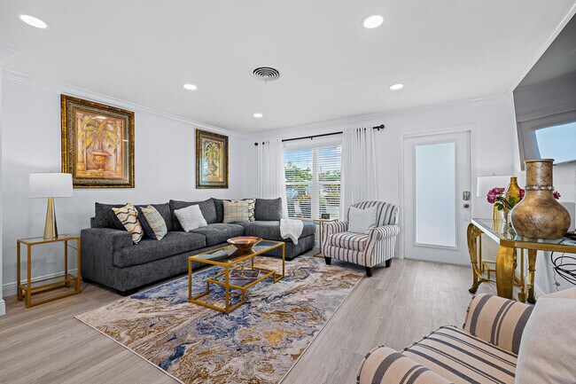 Foto del edificio - 1741 NW 39th St