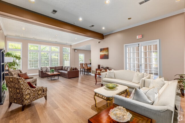 Interior Photo - Berkley Manor