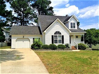 Building Photo - 204 Machost Dr