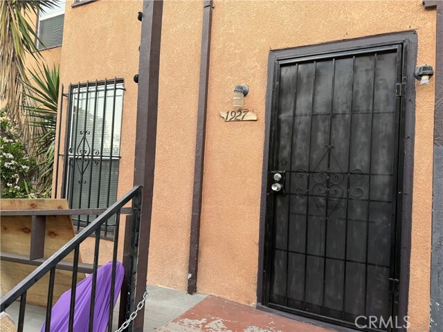 Building Photo - 1925 W 35th St