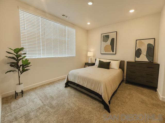 Foto del edificio - 2115 Reed Dr