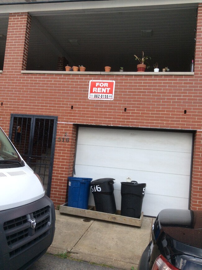 Building Photo - 516 Cato St