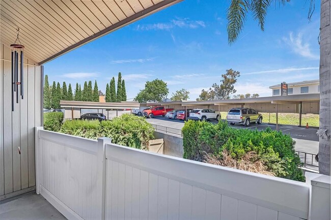 Building Photo - 8026 Linda Vista Rd