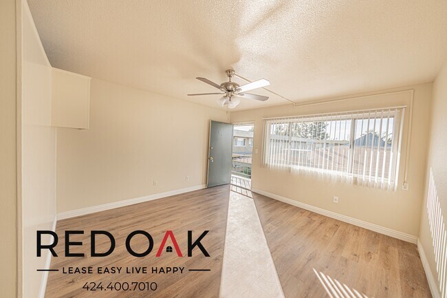 Foto del edificio - ~1 Month FREE~ Welcoming Studio with Loads...