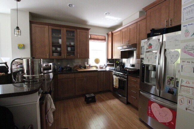 Building Photo - Beautiful 3 Bedroom House in Tuscaloosa-Lakewood!