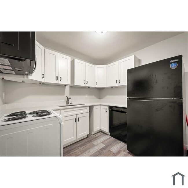 Building Photo - 5195 Cypress Crest Ln