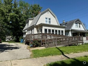 Building Photo - 1213 S Illinois St