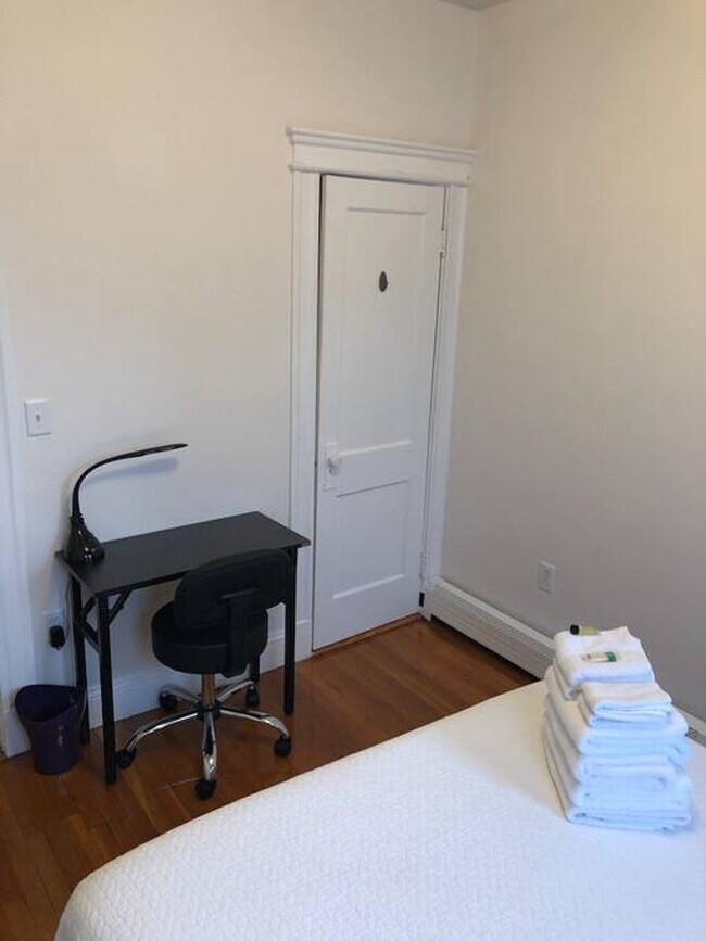 Foto del edificio - 109 Strathmore Rd