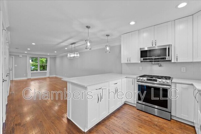 Foto del edificio - 1273 Oates St NE