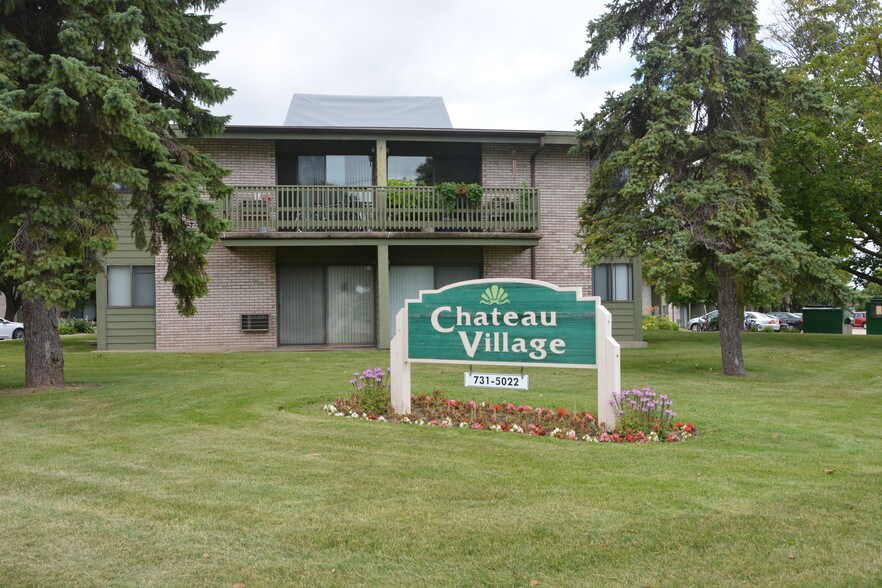 Chateau Village Rentals Appleton, WI