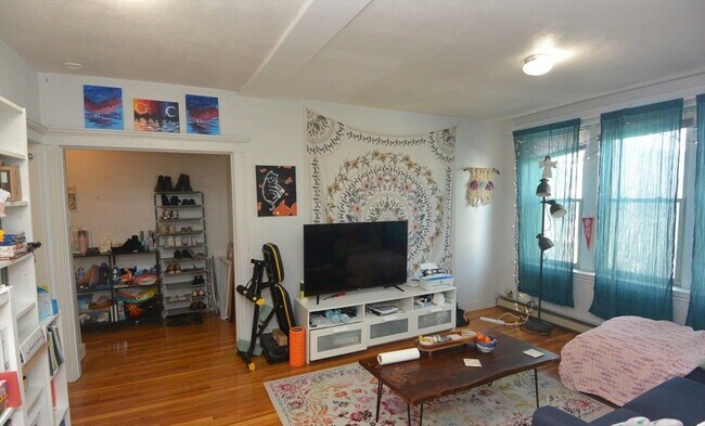 Foto del edificio - 24 Ransom Rd