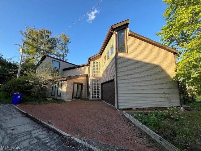 Building Photo - 7718 Elma St