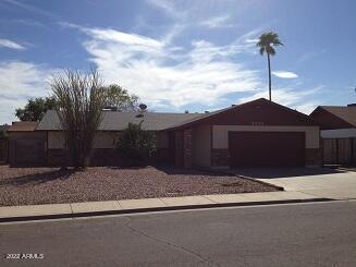 Primary Photo - 2955 E Edgewood Ave