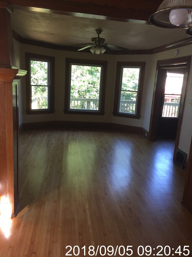 Foto del edificio - 510 N 32nd St