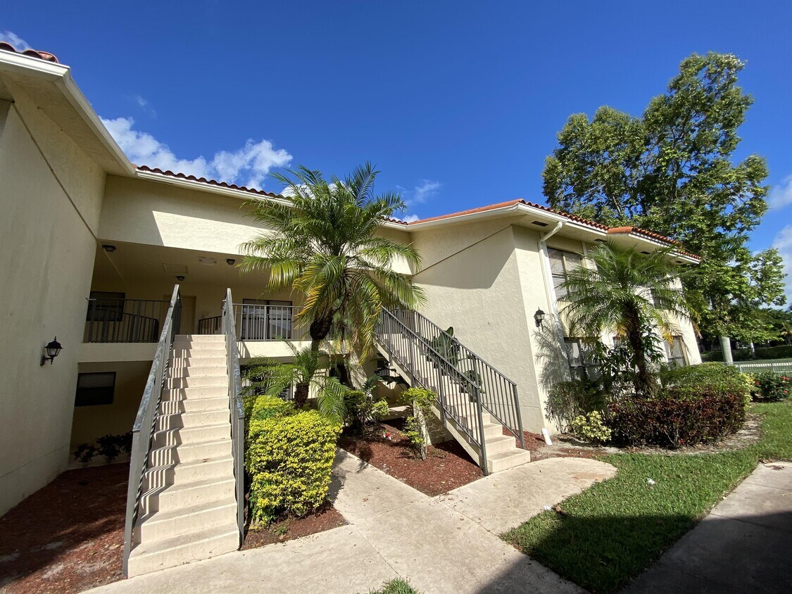 Primary Photo - 1520 Windorah Way
