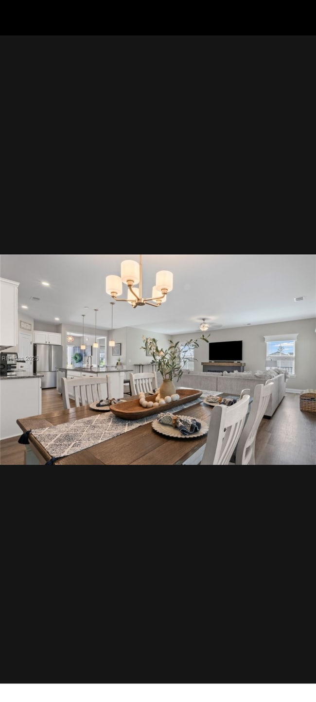 Building Photo - 1649 Hearthstone Dr