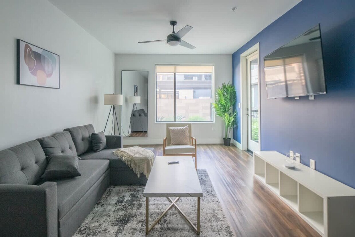 Foto principal - 701 W Rio Salado Pkwy