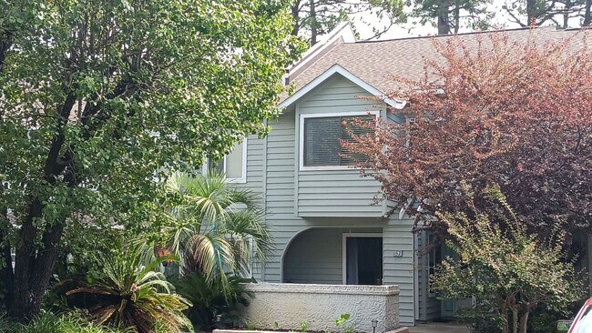 Foto del edificio - Furnished Winter Rental in NMB Includes Ut...