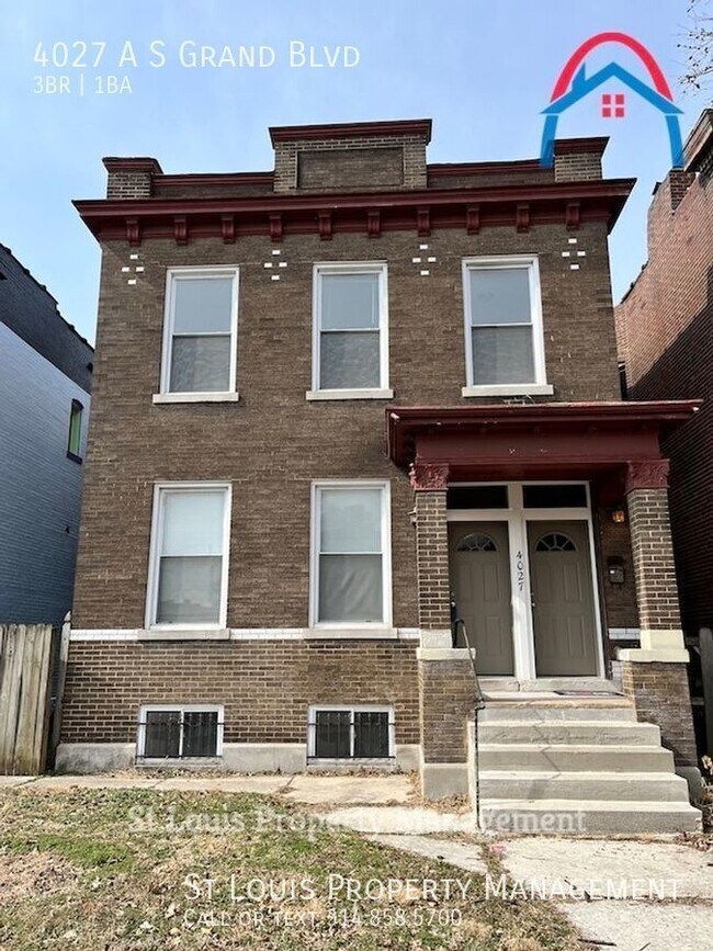Building Photo - Large apartment with hardwood floors