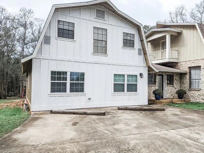 Building Photo - 1212 Tung Hill Dr
