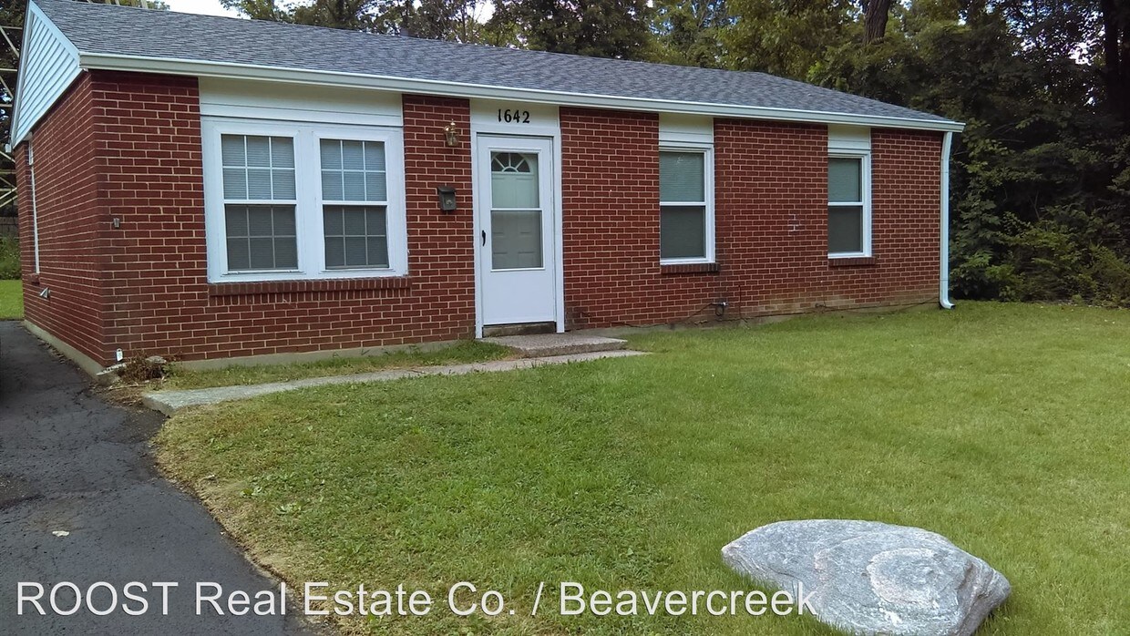 Primary Photo - 1642 Leah Dr