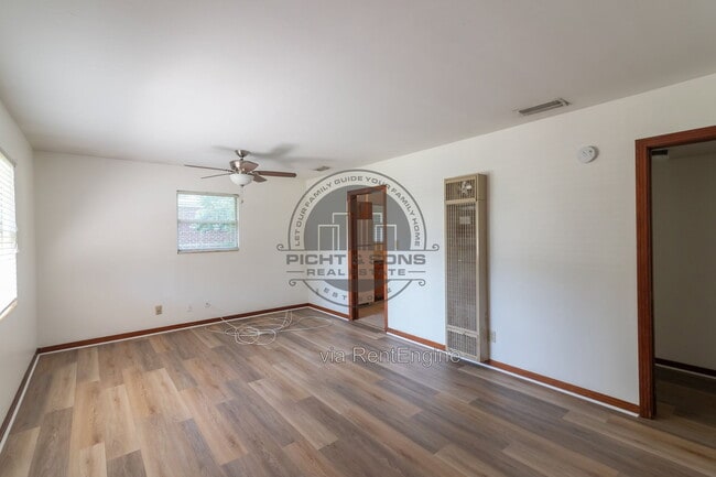 Foto del edificio - 1818 Dawsey St