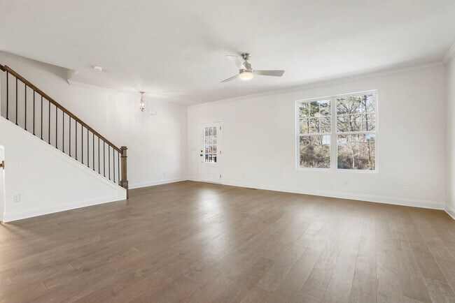 Foto del edificio - 634 Grove Glen Ct