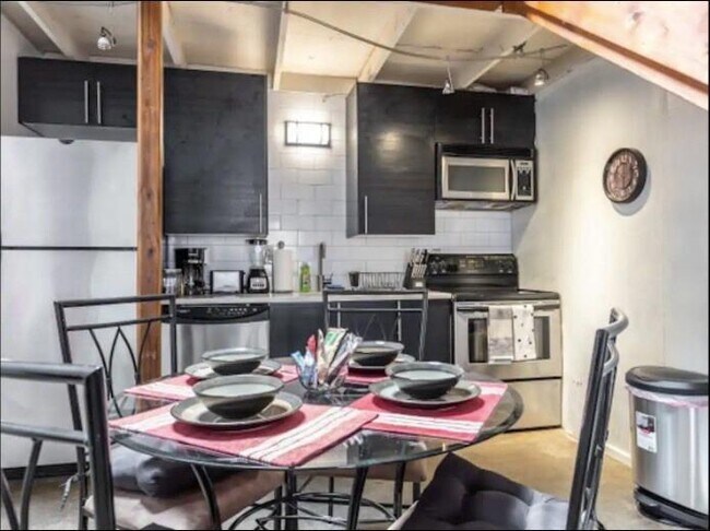 Foto del edificio - 3129 Ross Ave